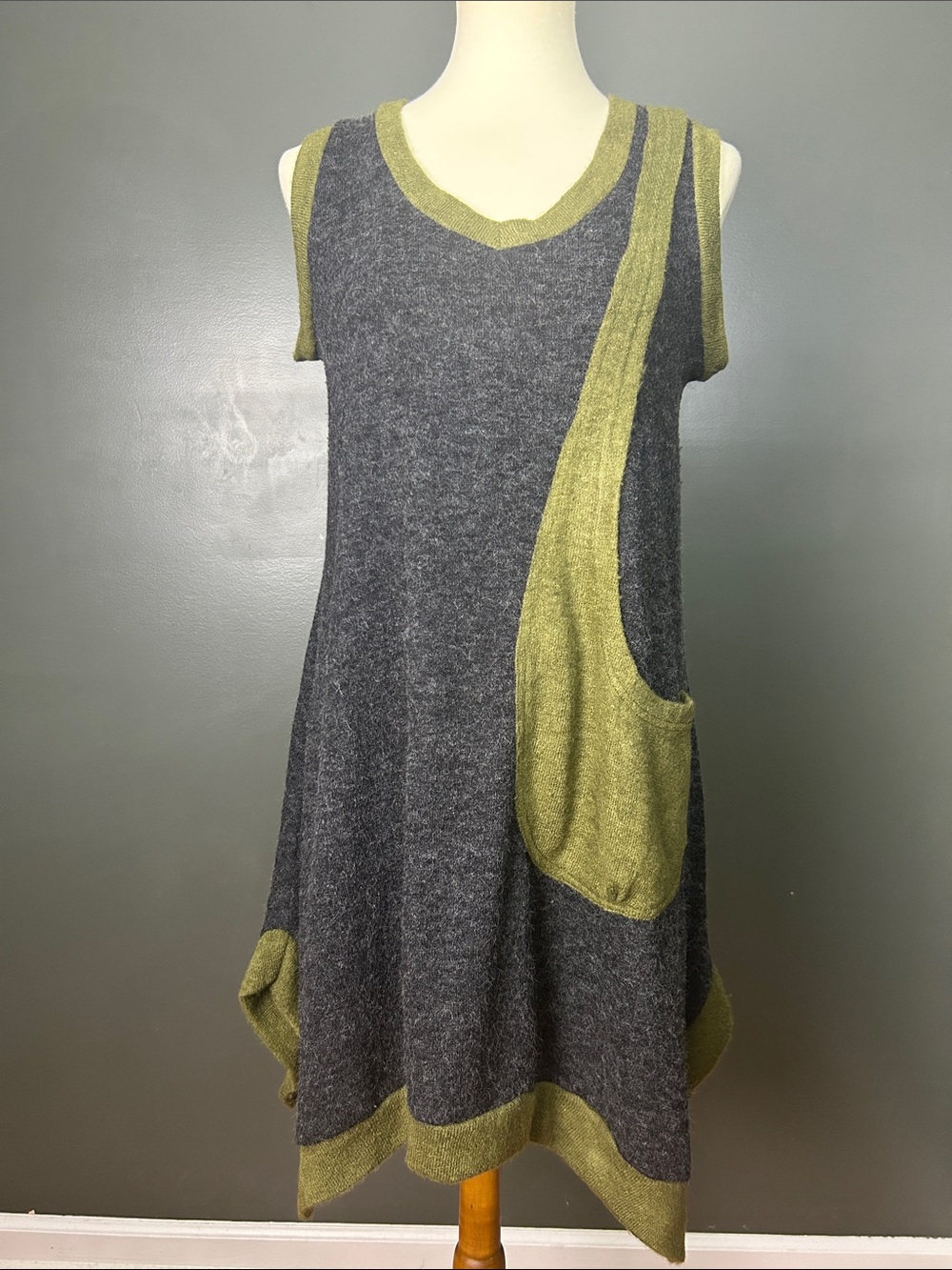 Rising International Charcoal and Olive Sleeveless Sweater Dress SIZE Medium